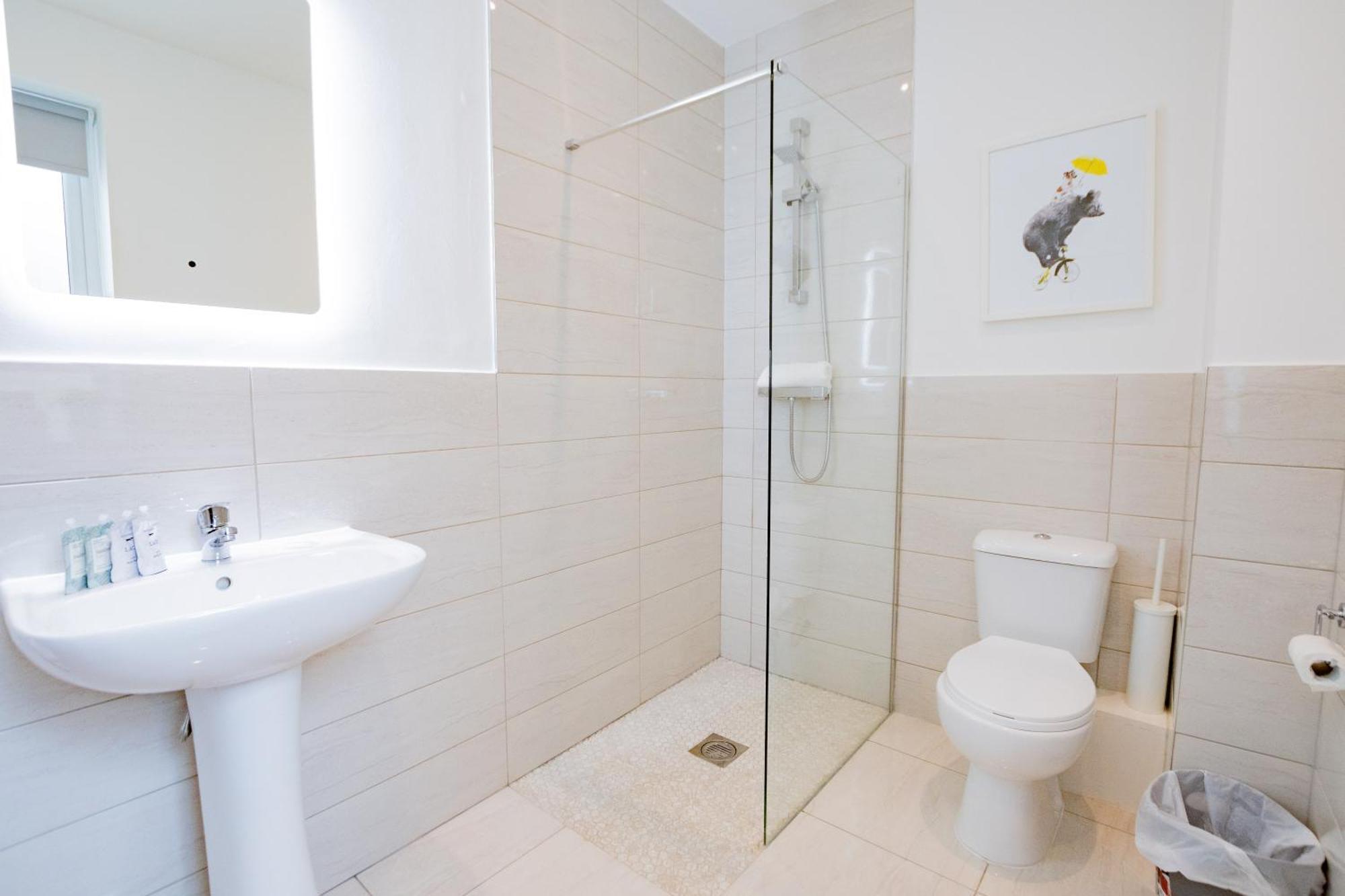 فيلا The Large Group House -Sleeps 21 دبلن المظهر الخارجي الصورة